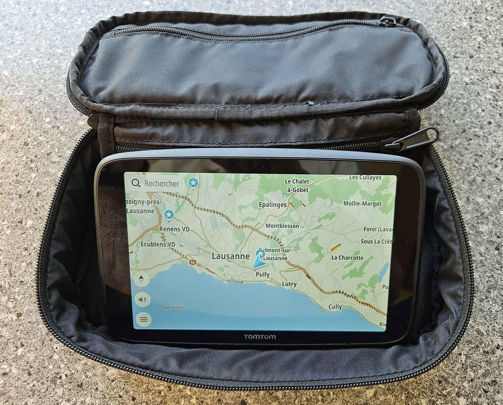 Tomtom Navigatori: TomTom GO Discover 7 ’’ – Usato da Pully venduto da pierrotdanslune 2