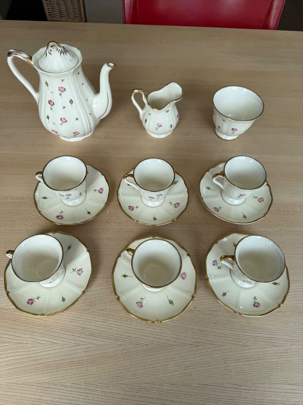 Set di piatti: Teeservice Wedgwood – Nuovo (secondo la descrizione) da Maseltrangen venduto da java14 1