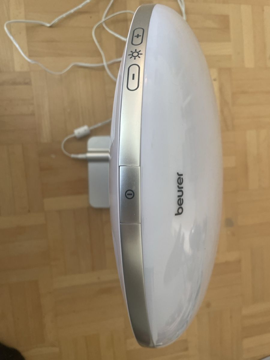 Beurer Lampade: Beurer TI 100 Light Therapy Lamp - Excellent Condition – Usato da Zurich venduto da ana_6dl5 3
