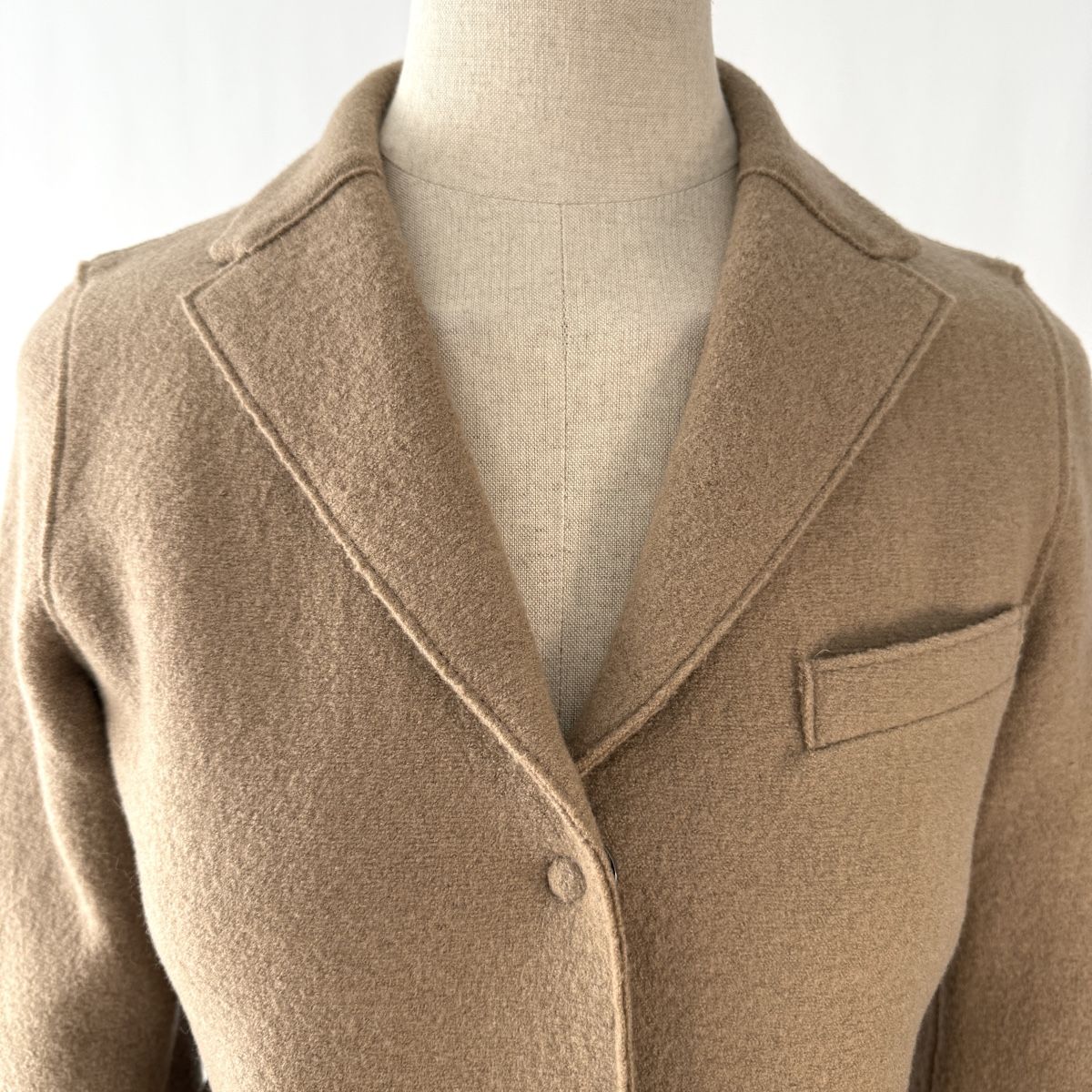 Harris Wharf London Giacche: HARRIS WHARF LONDON Wool Jacket – Nuovo (secondo la descrizione) da Emmen venduto da Avviivva_Com2023 1