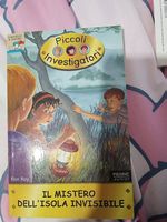 Vendo libro Piccoli Investigatori 