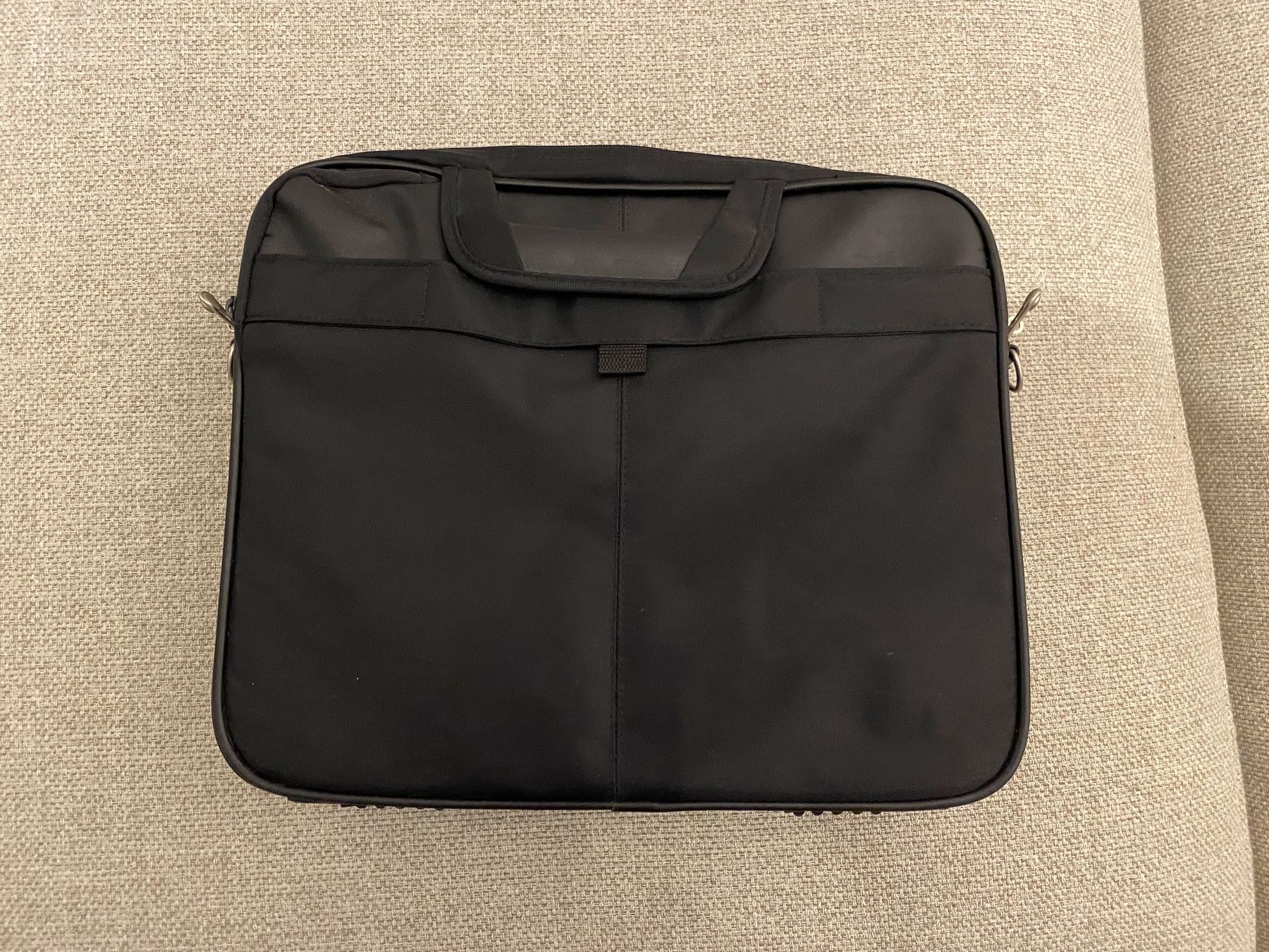 Targus Borse: Businesstasche Laptopfach Schultergurt – Usato da Bern venduto da mod18 1