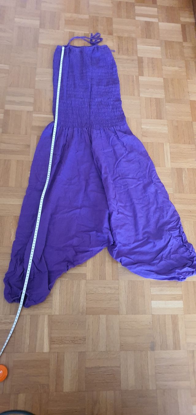 Pantaloni: Einteiliges Träger-Hosenkleid, Einheitsgrösse – Usato da Winterthur venduto da LaRoque 1