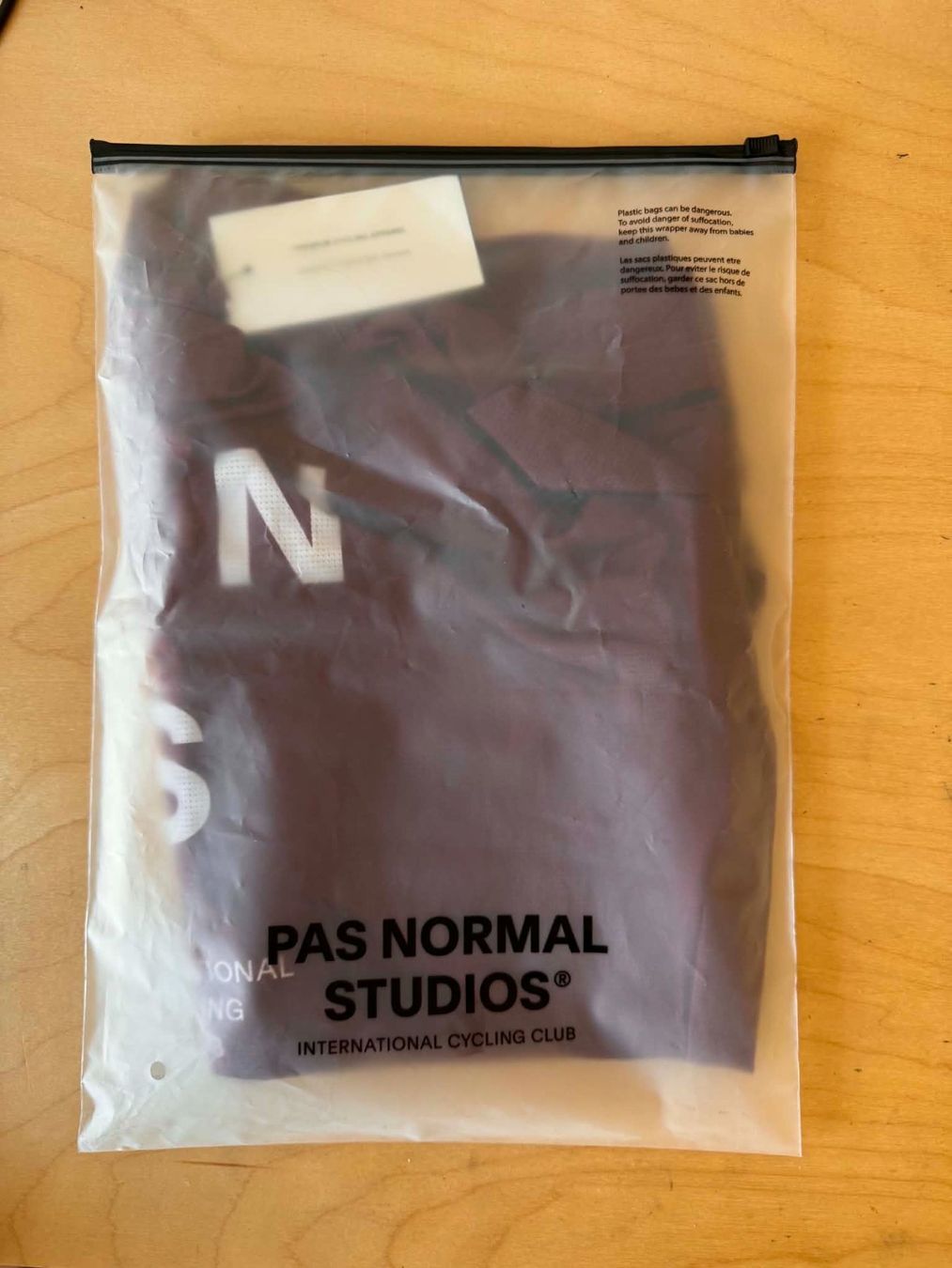 Pas Normal Studios Maillots de corps & Pantalons: PAS NORMAL STUDIO, Mechanism Trikot, Grösse L – Neuf avec emballage d'origine à Basel par kon_2l5h 3