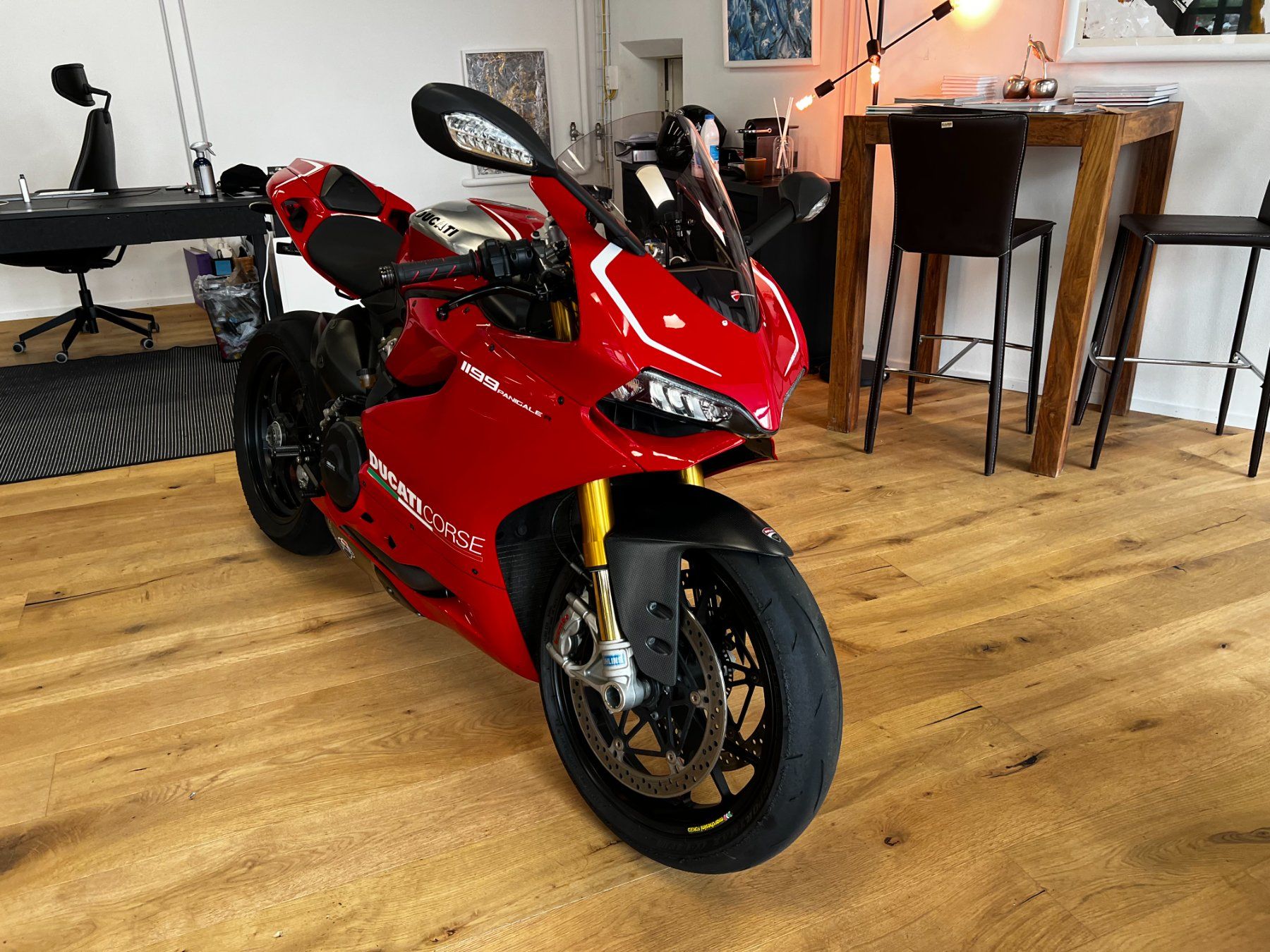 Ducati Strada: Ducati Panigale 1199 R – Usato da Kemptthal venduto da LTA_Group 1