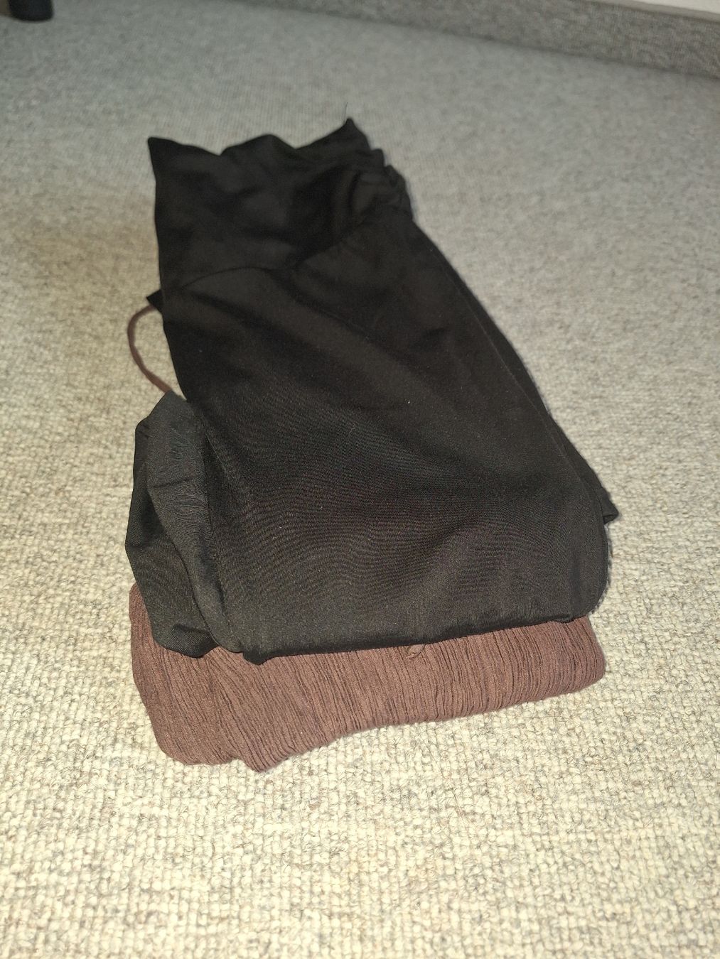 Kleiderpakete: Kleiderpaket Damen – Neu (gemäss Beschreibung) aus Tamins von VW99 4