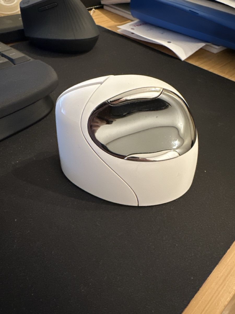 Mouse: Ergonomische Maus Evolvent VM4R Vertikal – Usato da Zürich venduto da mpistilli 1