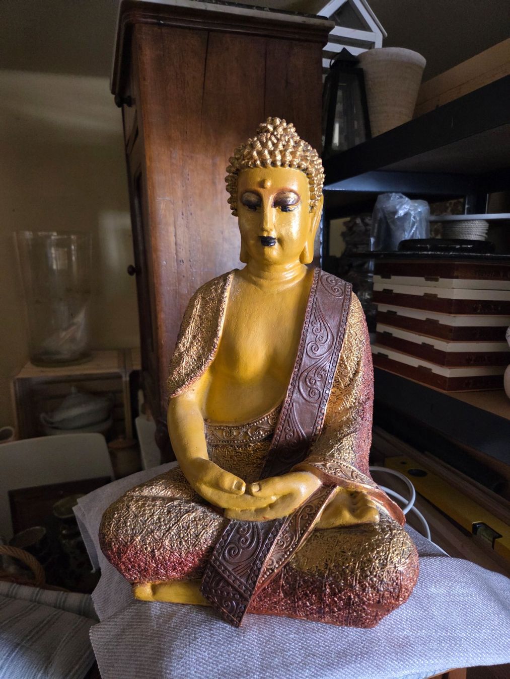 Sculture & Statue: Statue Bouddha décorative couleurs or et brun – Usato da Vallamand venduto da mamideco