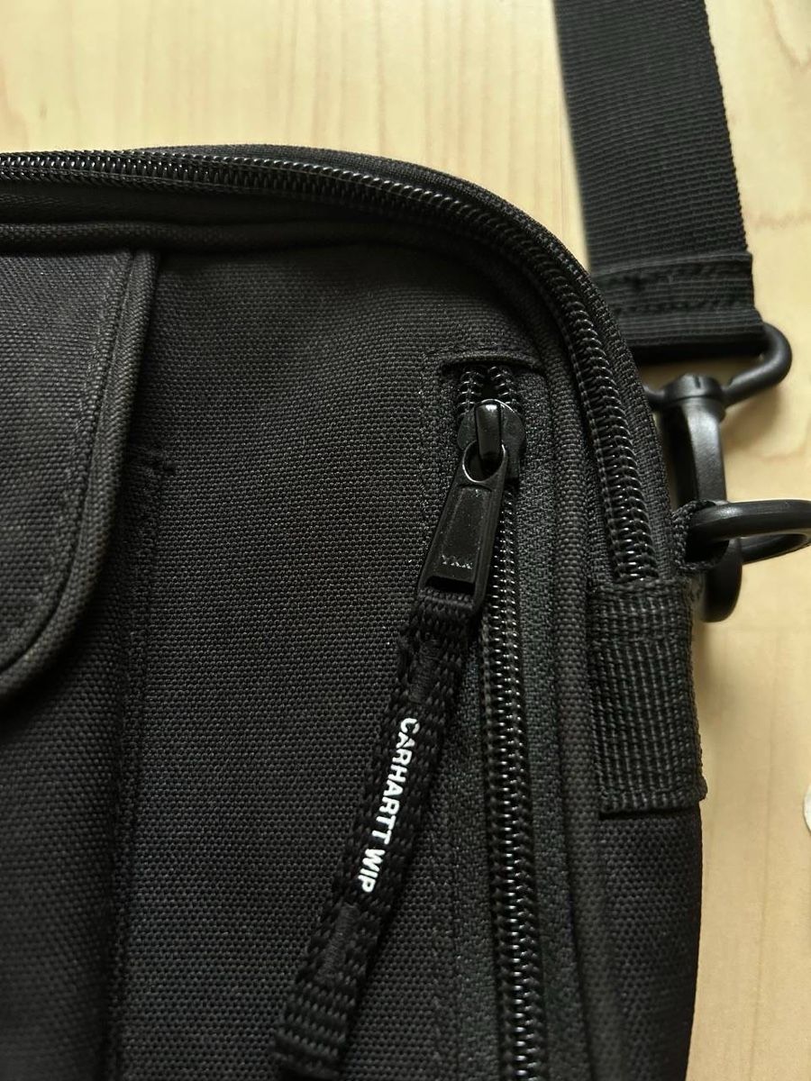 Carhartt Sonstige Kleidung & Accessoires: Carhartt WIP Essentials Bag Small – Gebraucht aus Bern von Skandez 2