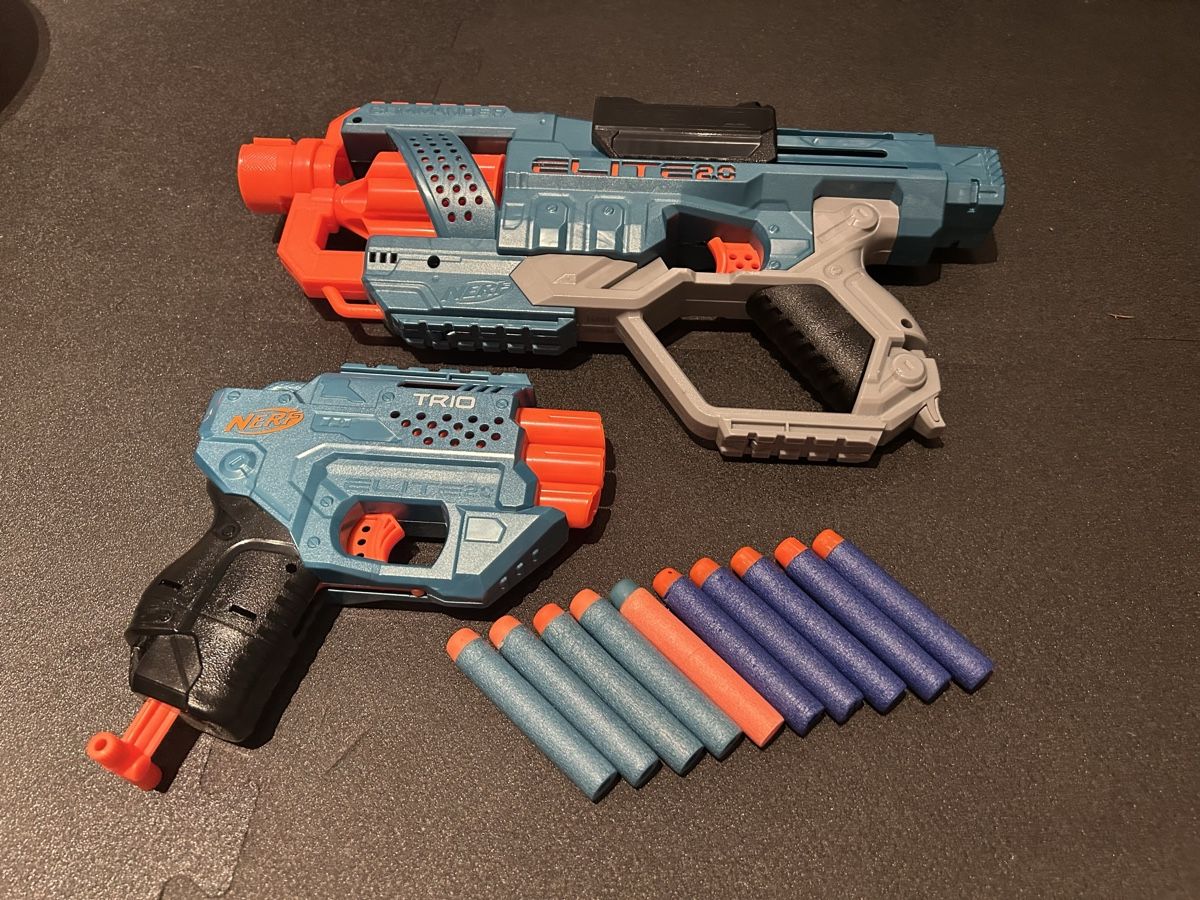 Nerf Giocattoli: NERF Elite 2.0 Commander RD-6 + Trio TD-3 Blaster mit Darts – Nuovo (secondo la descrizione) da Neuheim venduto da 11butzero