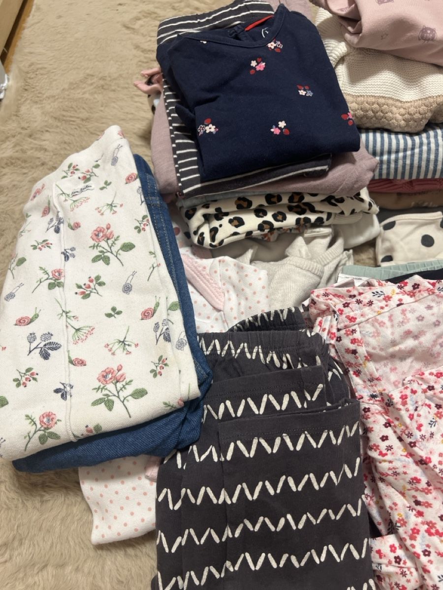 Next Lotti & Set di vestiti: Kleidungspaket Gr. 80, Mädchen – Usato da Egg b. Zürich venduto da bia_5tmv 1
