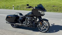 Klock Werks Scheibe für Harley Road Glide