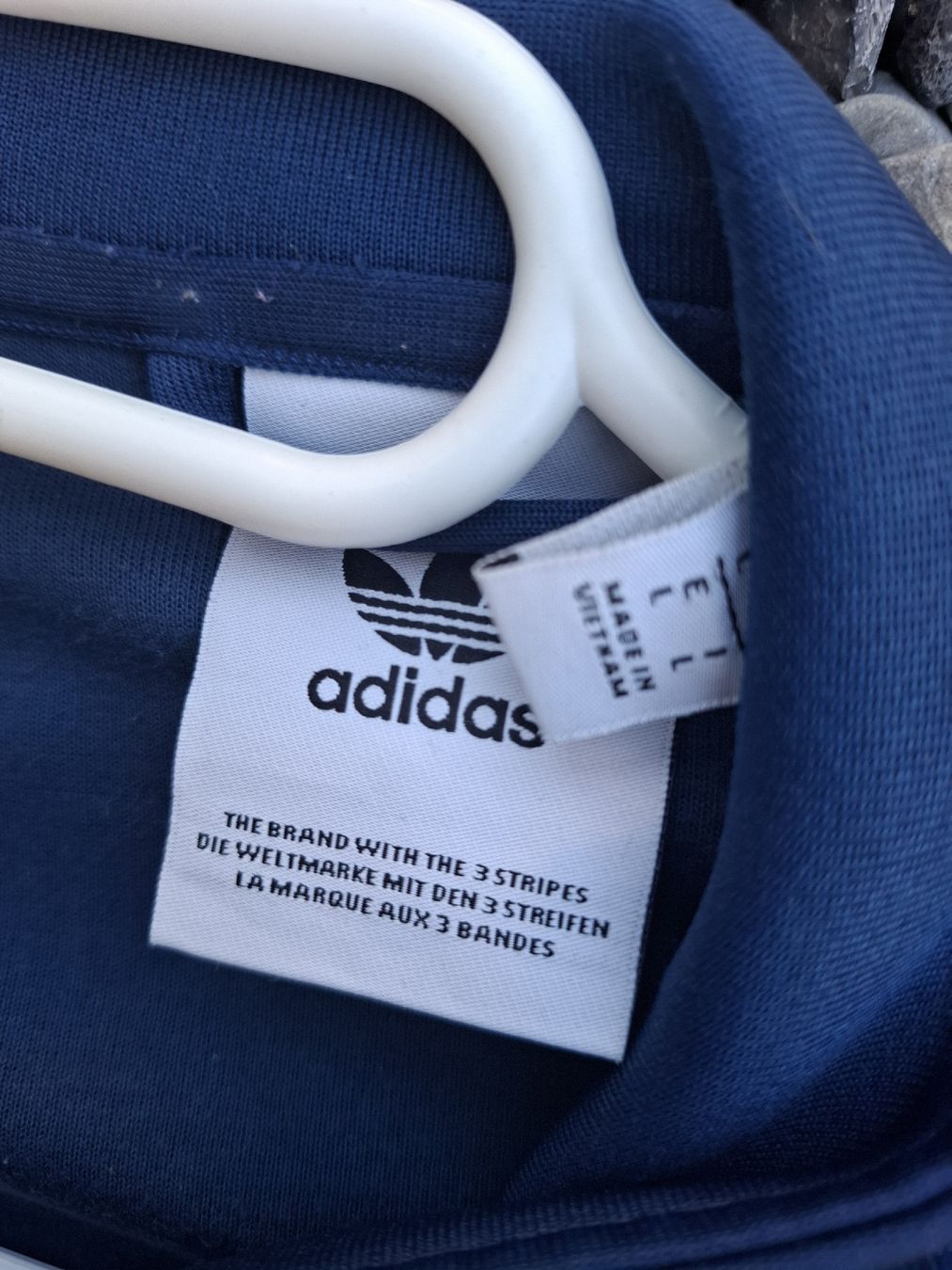 Adidas Jacken: 2 Adidas Jacken Gr.L – Gebraucht aus Hunzenschwil von Hardrock6 2