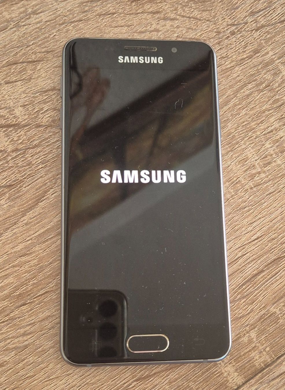 Samsung Telefoni cellulari / Smartphones: Samsung Galxy A3 – Usato da Rubigen venduto da Ditta02 1