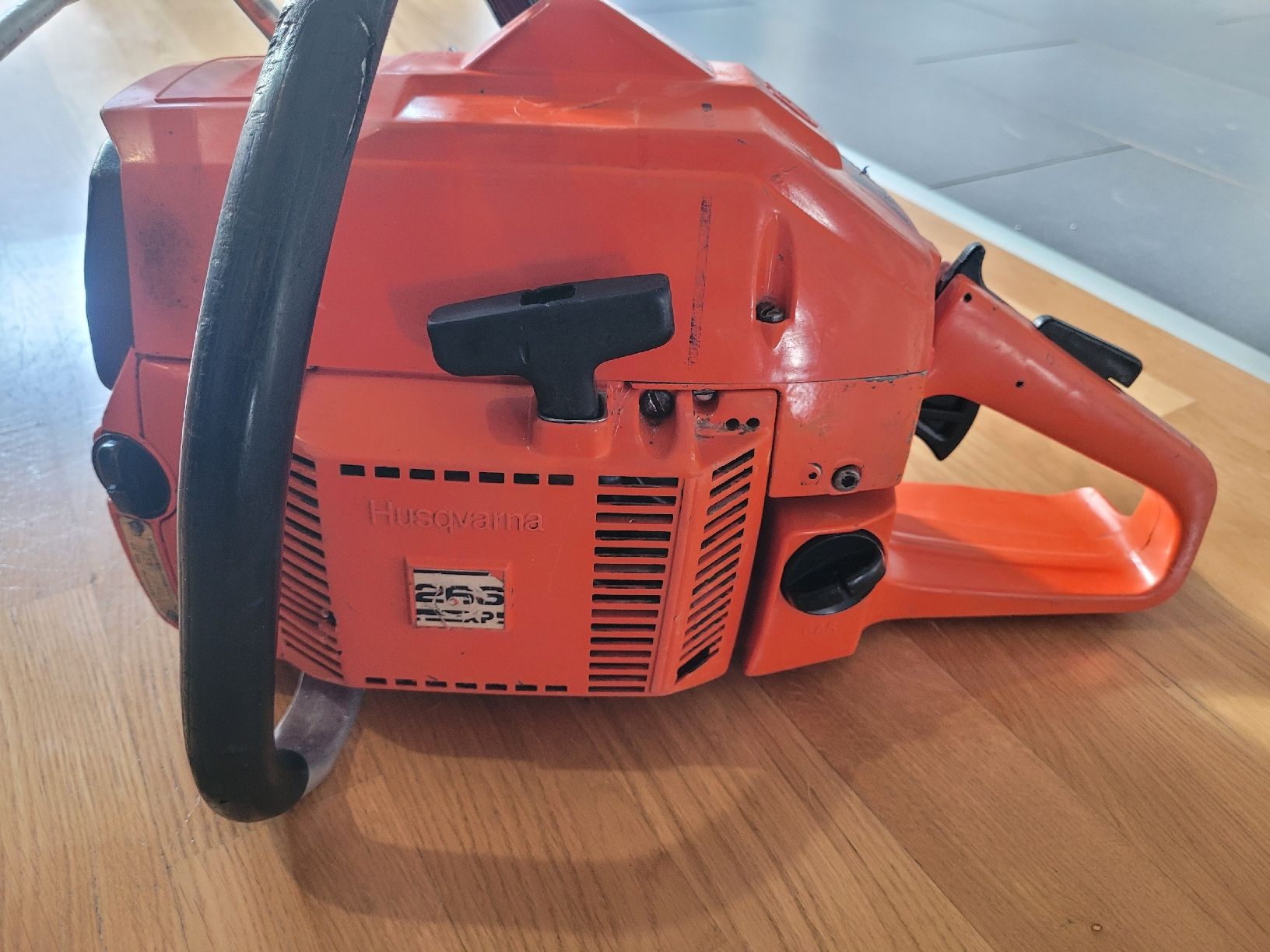 Husqvarna Sägen: Husqvarna 266xp – Gebraucht aus Thônex von Jankhee 2