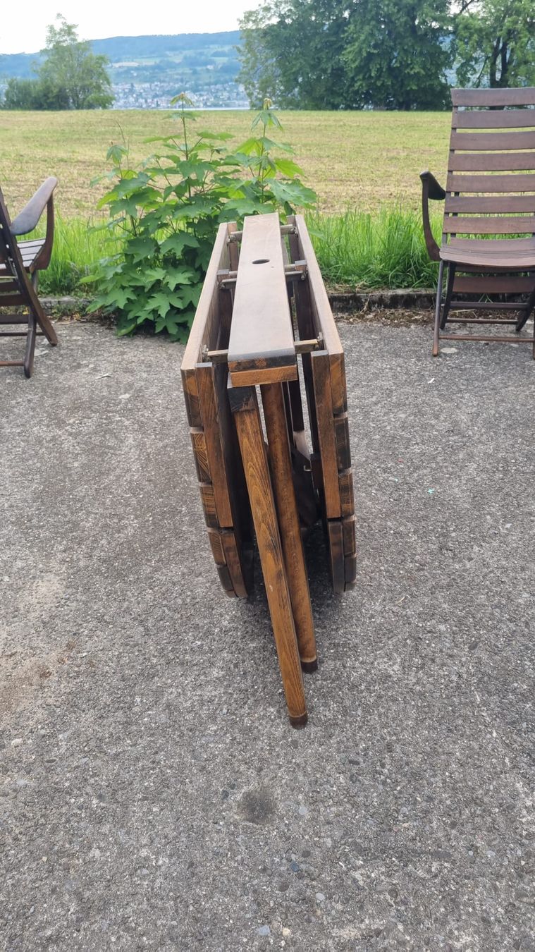 Set di tavolo e panche: Schönes Gartenensemble Teakholz – Usato da Wädenswil venduto da Greatstuff 5