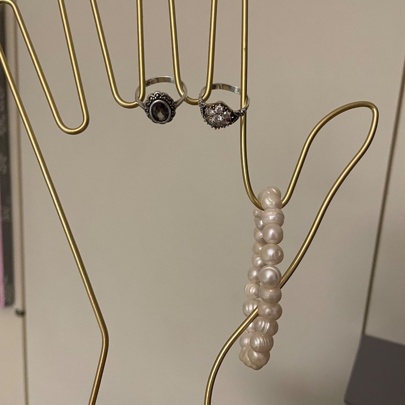 Altri gioielli: NEU: Deko Schmuckhalter Hand – Nuovo (secondo la descrizione) da Bellach venduto da Dreamer2501 1