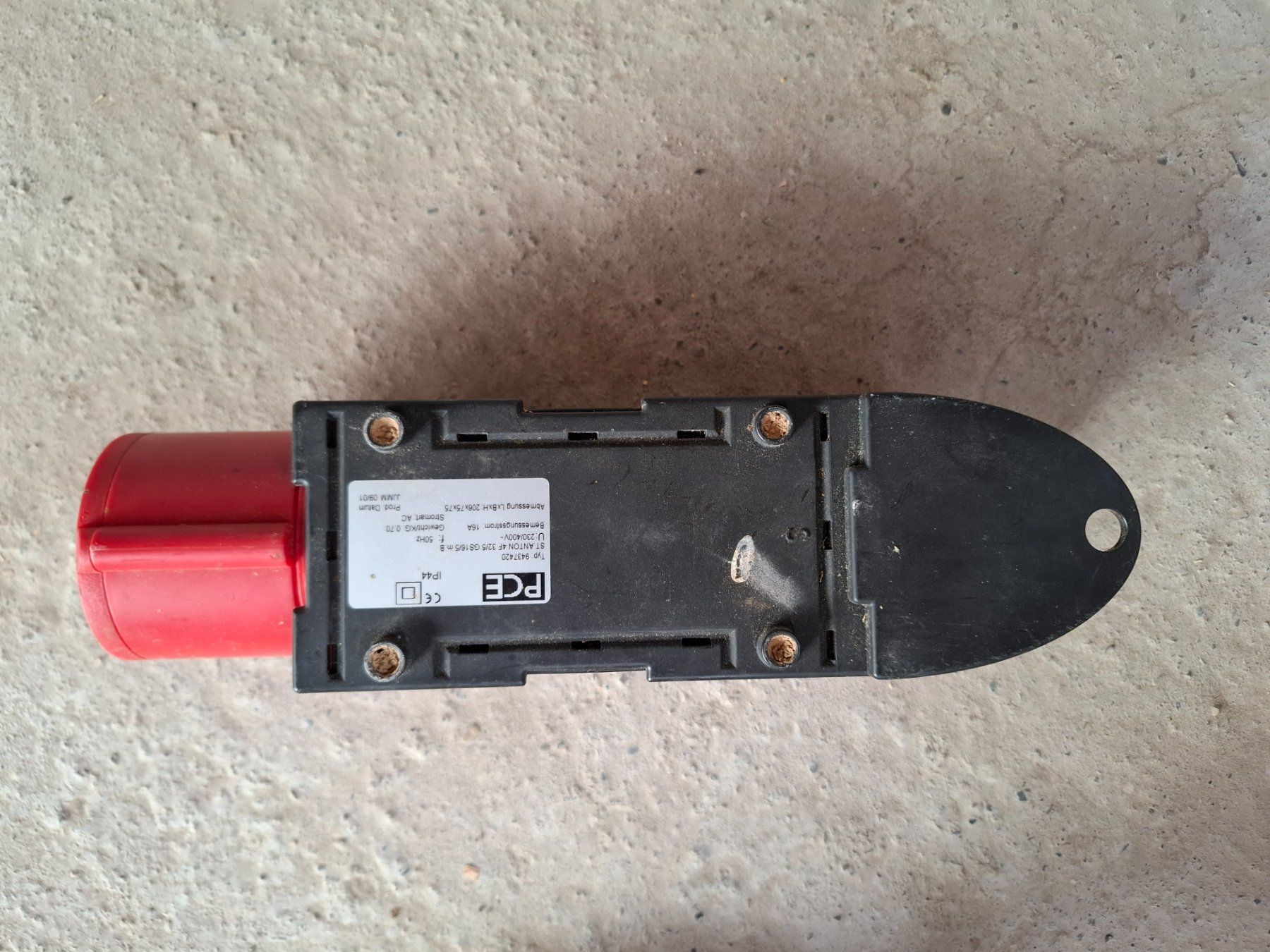 Laufwerke & Adapter: PCE 9436432 CEE Adapter – Gebraucht aus Steg im Tösstal von LARO14