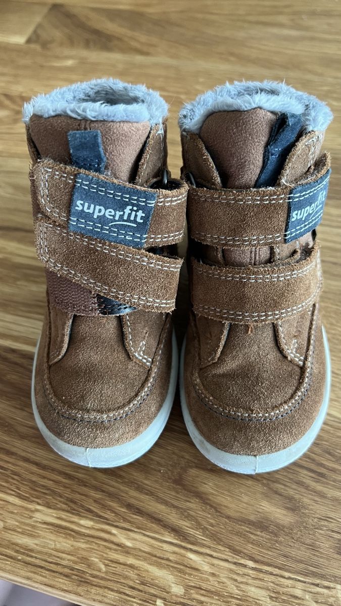 Superfit Scarpe per ragazzi: Winterstiefel Superfit braun Grösse 23  – Usato da Müllheim Dorf venduto da zuzmicko 1