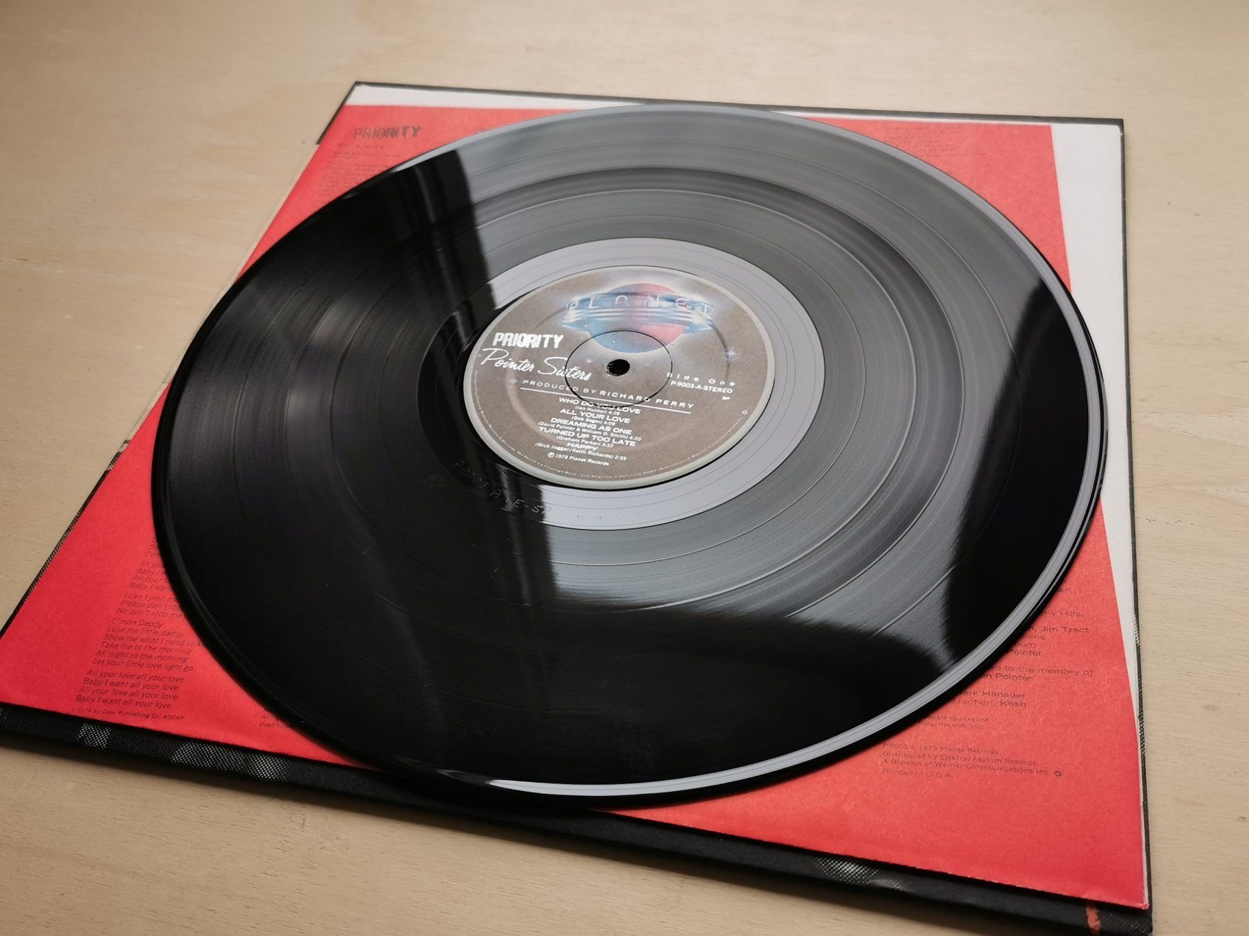 Schallplatten: Pointer Sisters – Priority US 79 OIS – Gebraucht aus Ebikon von kisuM 7
