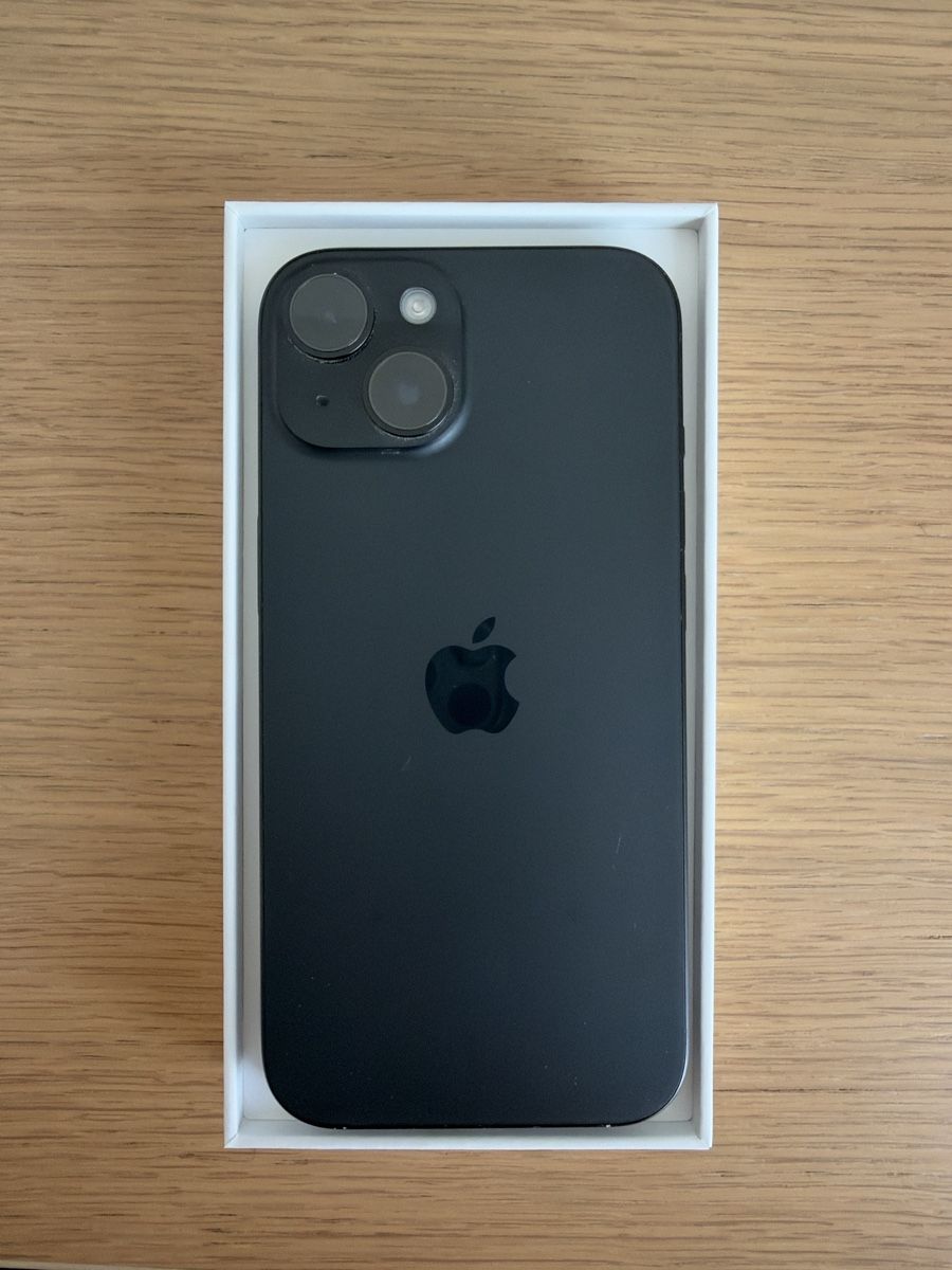 Apple Telefoni cellulari / Smartphones: iPhone 15 – Usato da Basel venduto da ZwiMilan 1