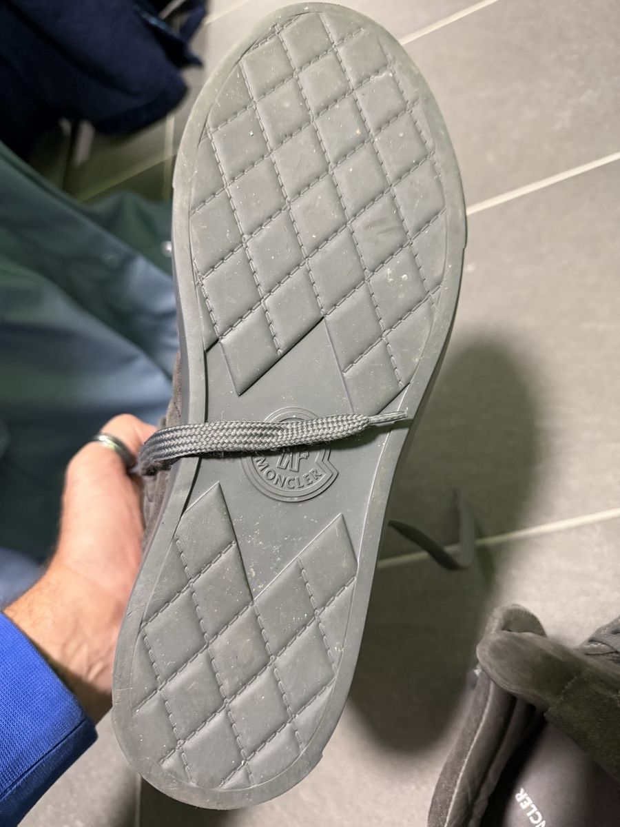 Moncler Herrenschuhe: Moncler sneakers – Neu (gemäss Beschreibung) aus Neuenegg von M8219 1