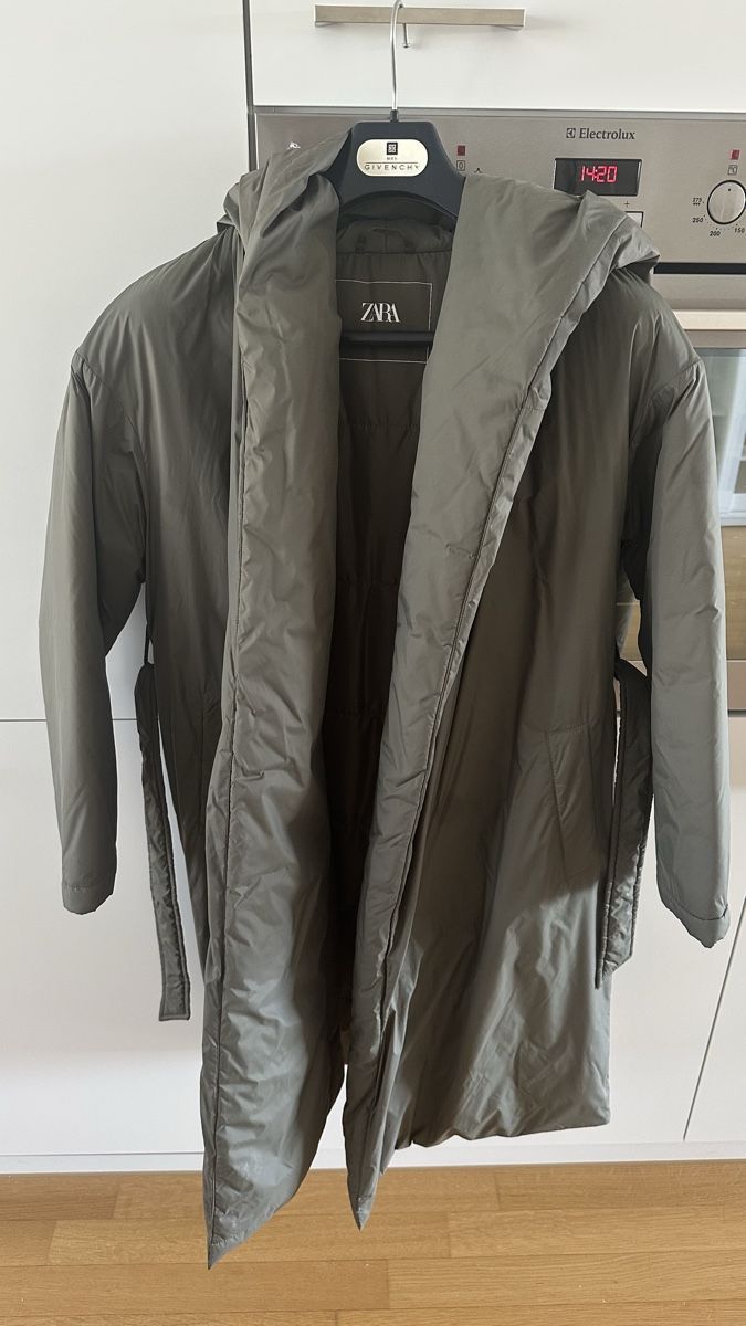 Zara Cappotti: Zara puffer coat – Nuovo (secondo la descrizione) da Glattpark (Opfikon) venduto da swi_wk9j 1