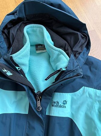 Sehr schöne Jacke Jack Wolfskin Gr.S. Mit Innenhacke Jacke