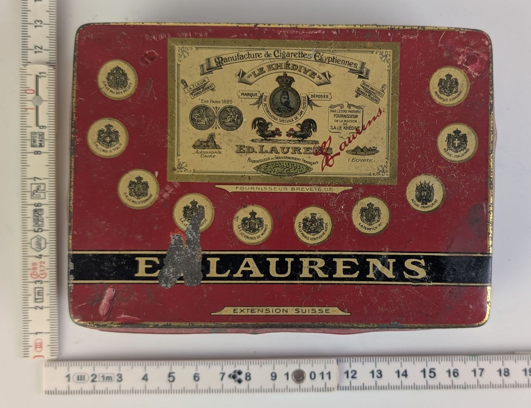 Alle Dekorationen: vintage Blech-Box / Schachtel – Gebraucht aus Zürich von 1.Simon 2