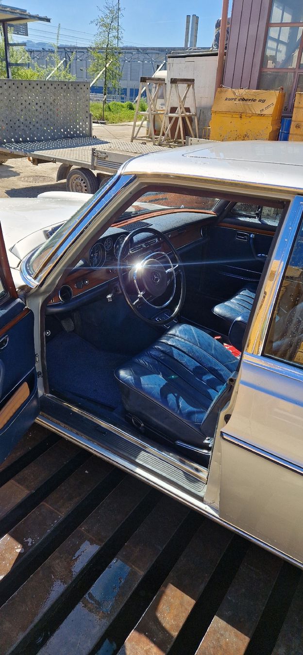 Automobili: Mercedes 300 SEL 3.5 – Usato da Steinach venduto da Stschweizer 1