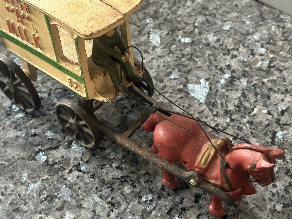 Carrozze: Vintage Gusseisen Kutsche – Usato da Deitingen venduto da Himhip 1