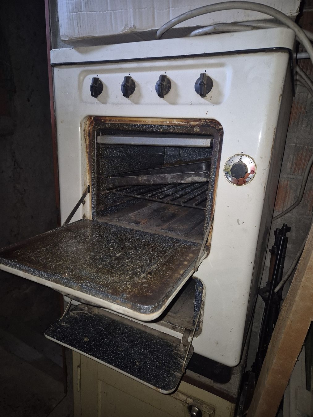 Altri mobili d'antiquariato: Elcalor Elektroherd Backofen – Difettoso da Villigen venduto da mir_8jrr 1