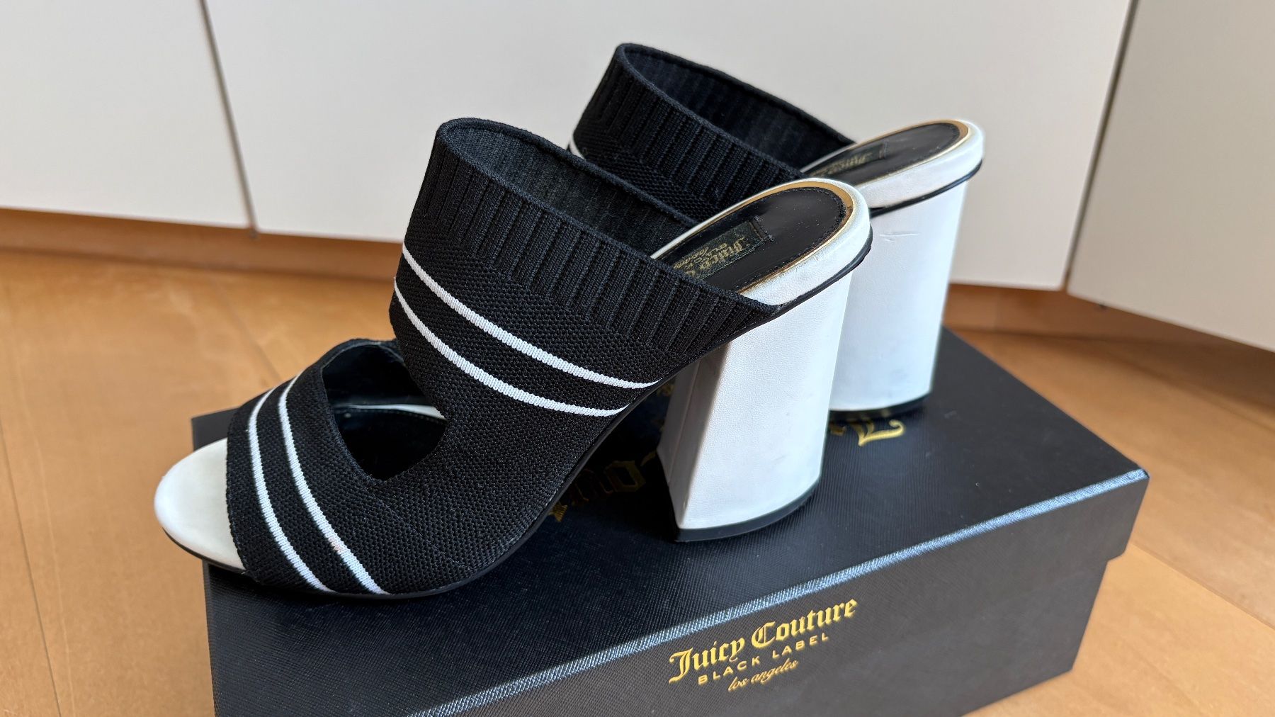Juicy Couture Scarpe da donna: Juicy Couture heeled slide sandals size 37 – Nuovo (secondo la descrizione) da Adliswil venduto da fashionholic 5