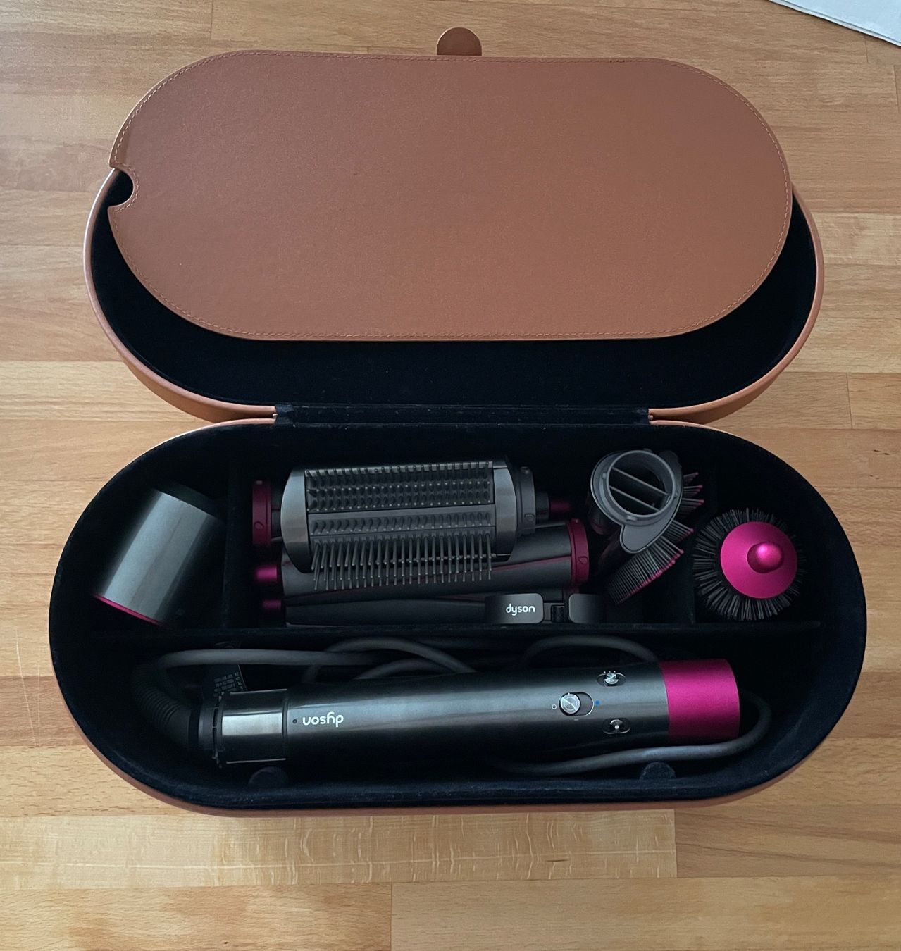 Dyson Sèche-cheveux: Dyson, gebraucht – D'occasion à St. Gallen par joa_ls9v 1