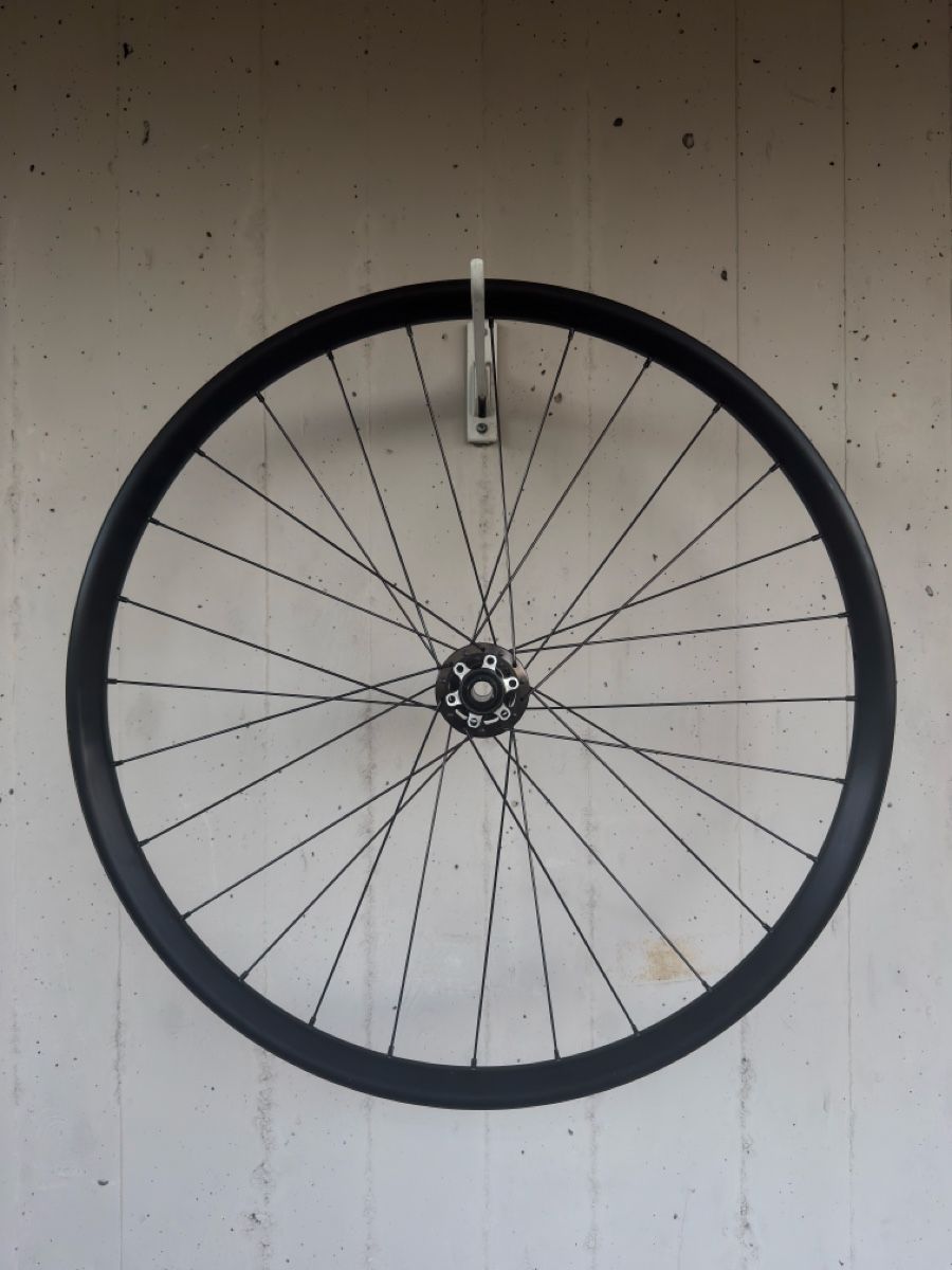 Specialized Pneumatici & Ruote complete: 27.5" Specialized Roval Alloy 110mm Vorderrad – Nuovo (secondo la descrizione) da Biel/Bienne venduto da den_6lsr