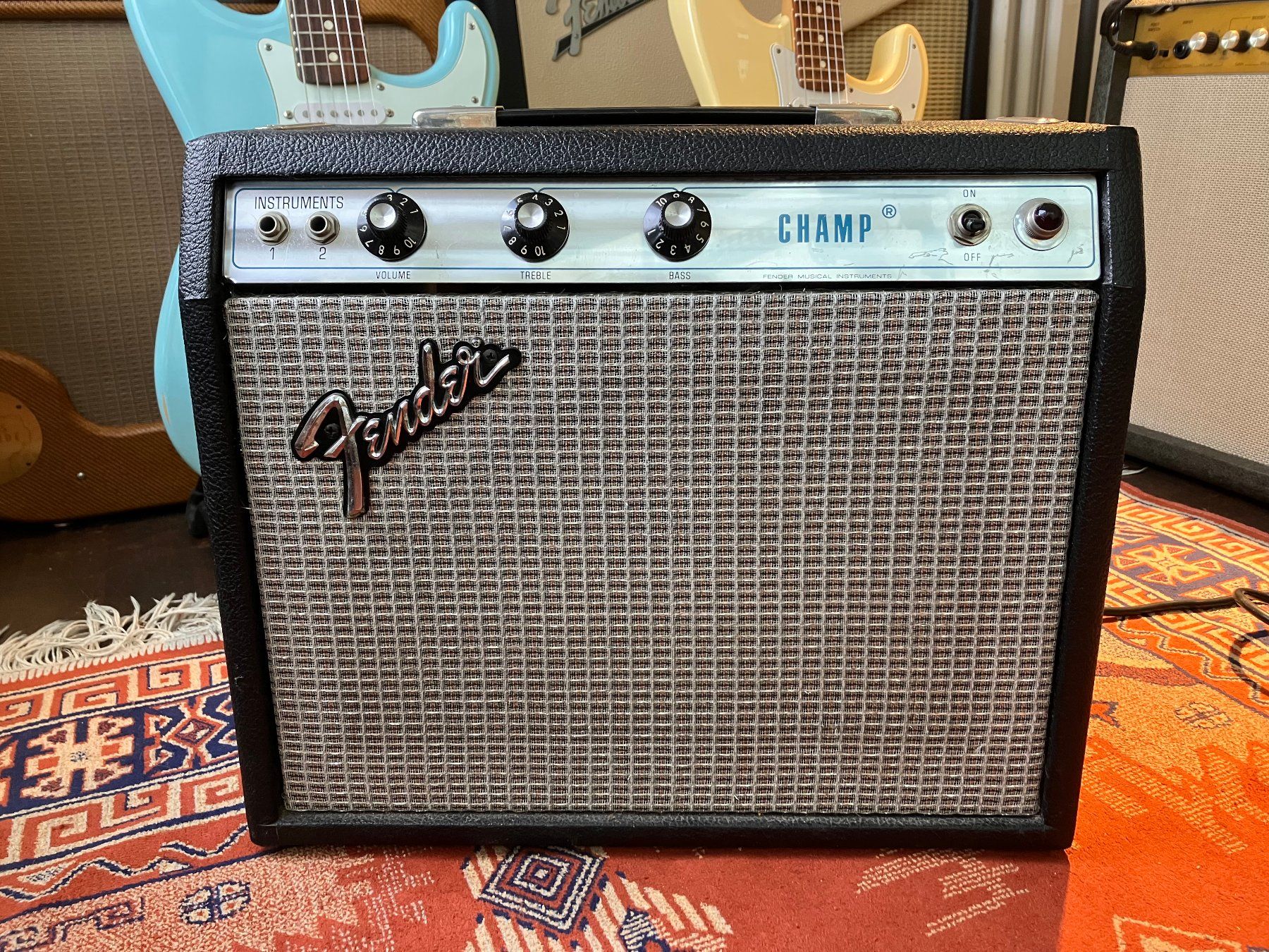 Fender Amplificatori: Fender Champ 1973-1975 top Zustand – Usato da Zofingen venduto da bjmusic