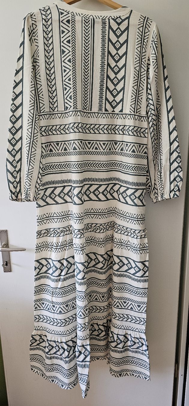 Vero Moda Robes: Kleid mit Ethno-Muster – D'occasion à Kollbrunn par Antikmann 4