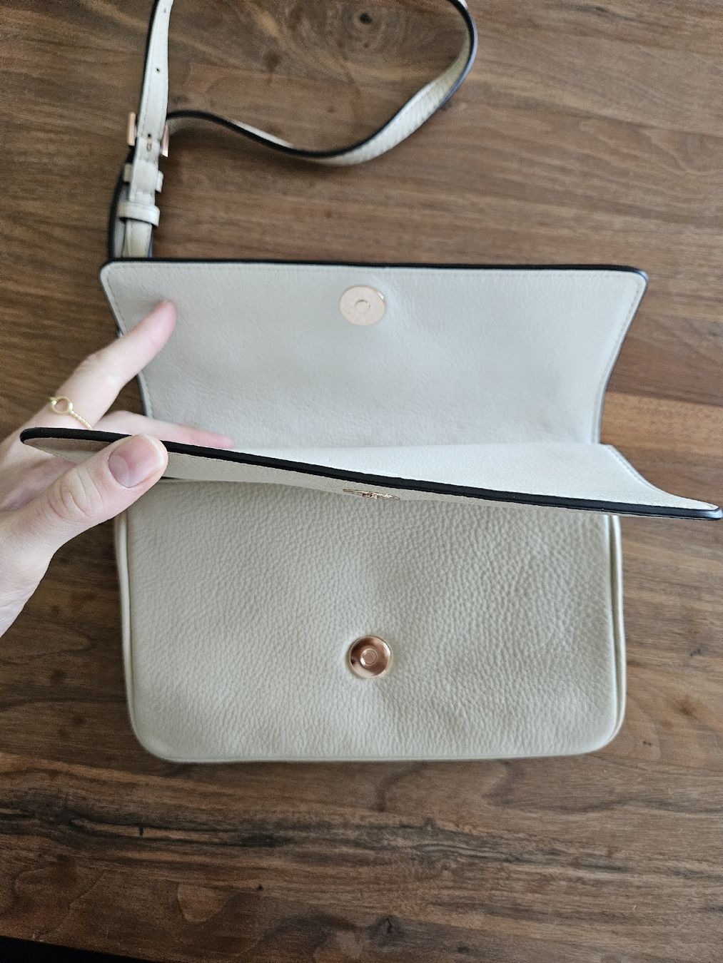 Michael Kors Borse da donna: Michael Kors Lederclutch – Nuovo (secondo la descrizione) da Elgg venduto da and_2x26 3