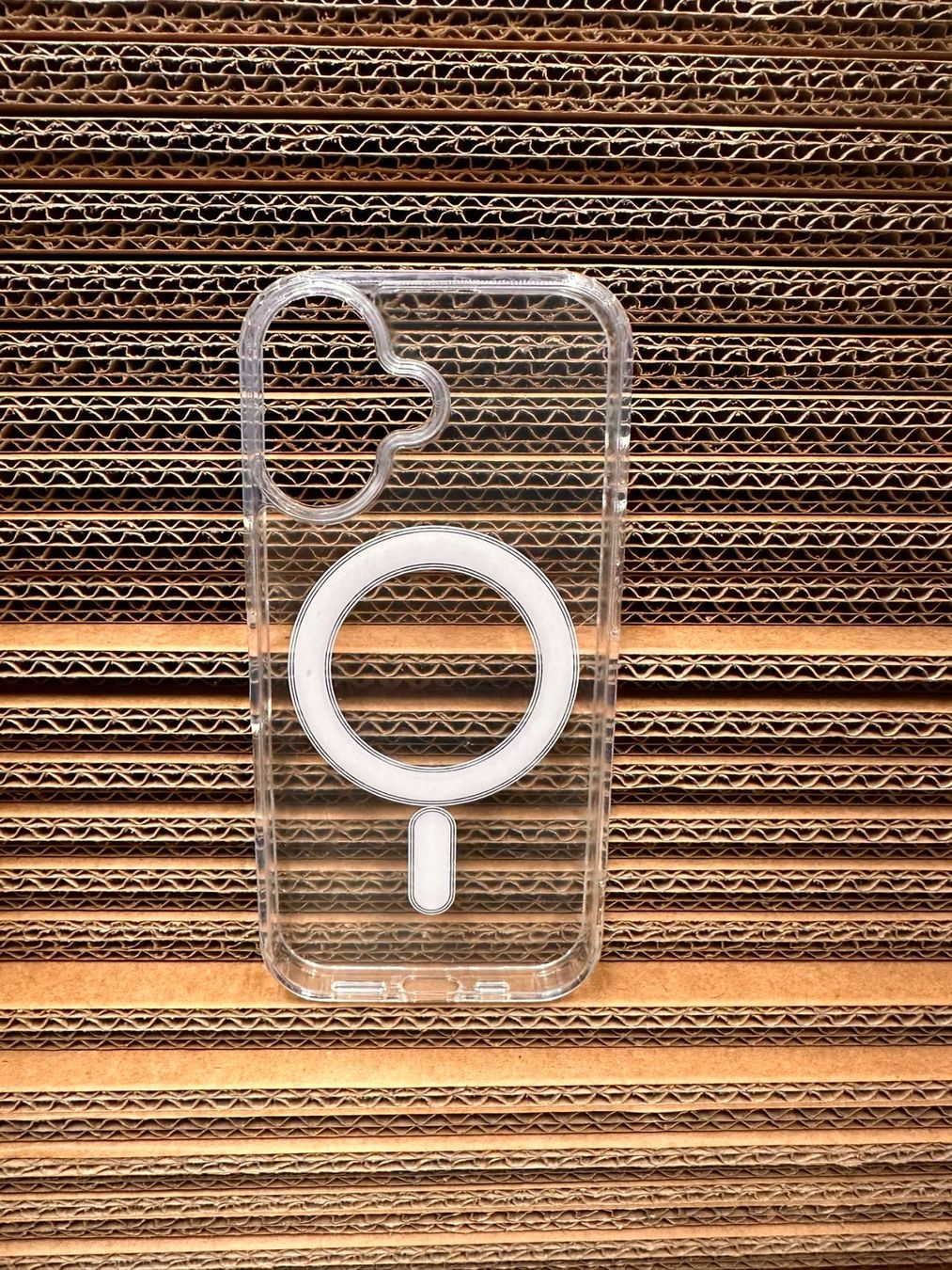 Apple Cover & Protezioni schermo: Housse iPhone 17 MagSafe transparente neuve – Usato da Paudex venduto da Deals_Suisse 2