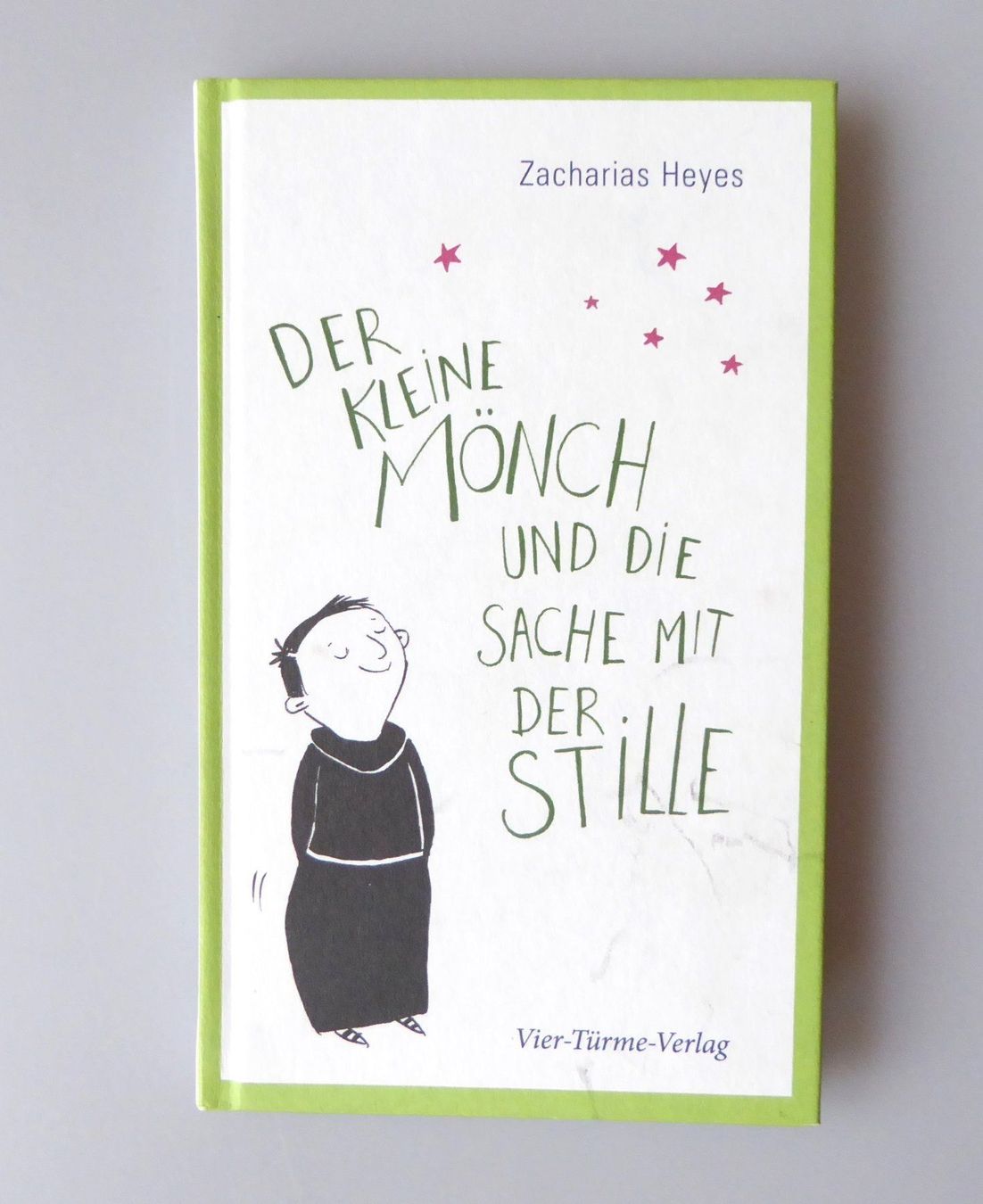 Libri: Der kleine Mönch und die Sache mit der Stille – Nuovo e nell'imballaggio originale da Mauren venduto da Yeelen