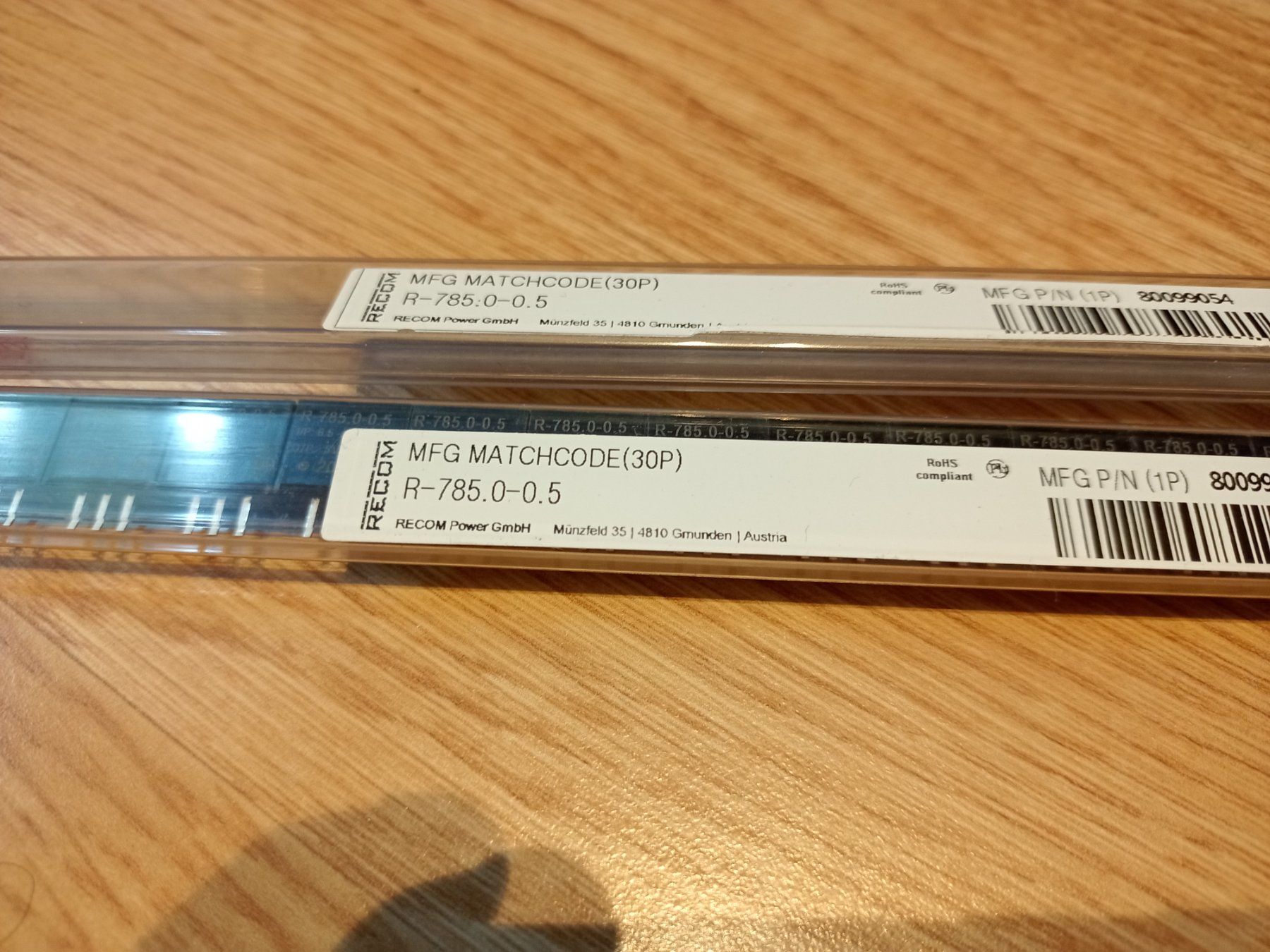 Componenti elettronici: 62x Recom R-785.0-0.5 – Nuovo e nell'imballaggio originale da Buchs AG venduto da taxontools