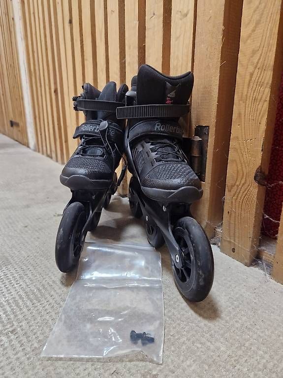 Pattini in linea & Pattini a rotelle: Rollers Tout-Terrain  (Taille 39)  Utilisés 1 fois ! – Usato da Cugy VD venduto da Chollet02 1
