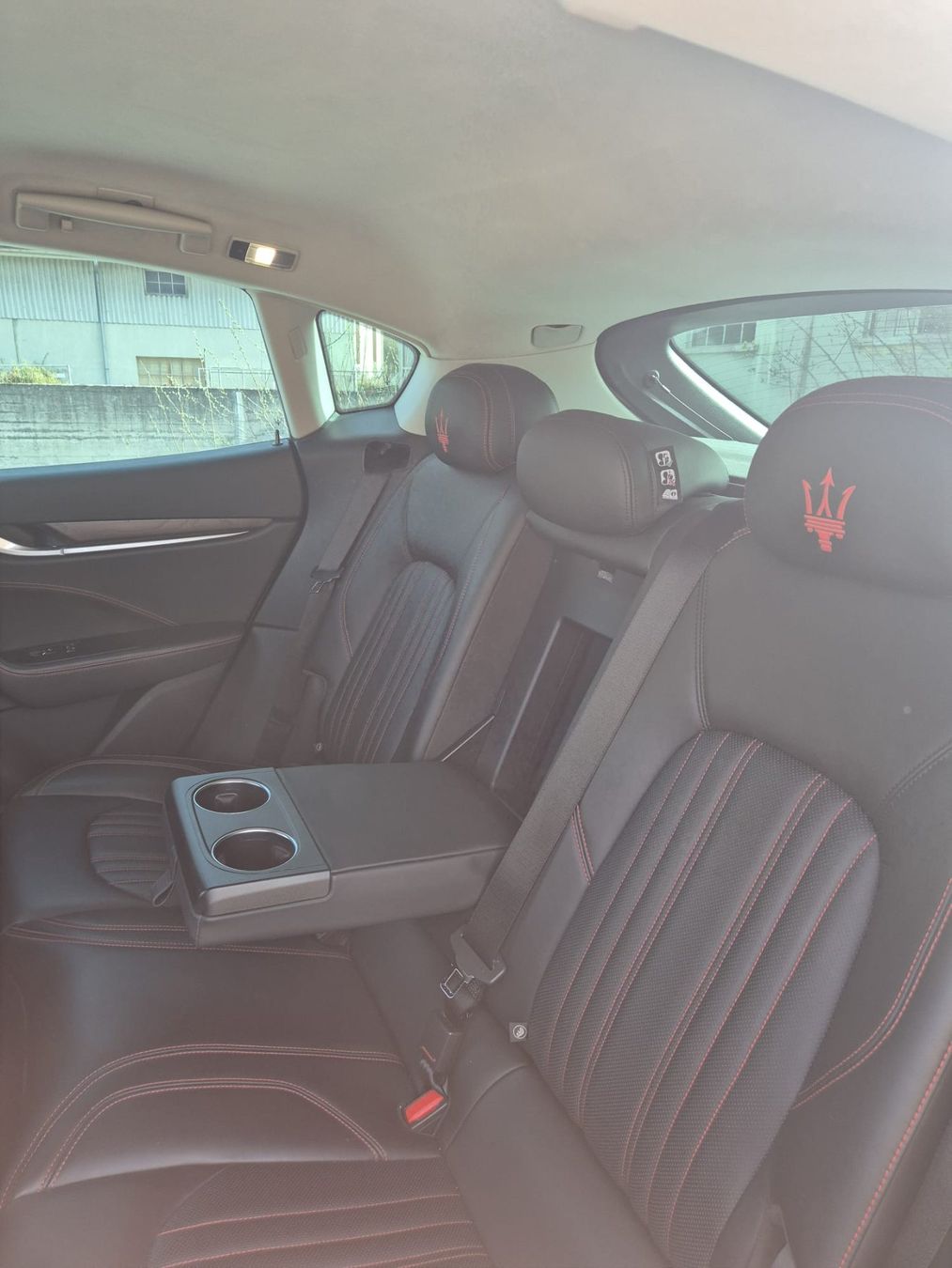 Maserati Autos: MASERATI Levante S 430PS – D'occasion à Boll par loeJ 9