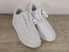 Klassische Sneaker, weiss - 39 - Keilabsatz (versteckt)