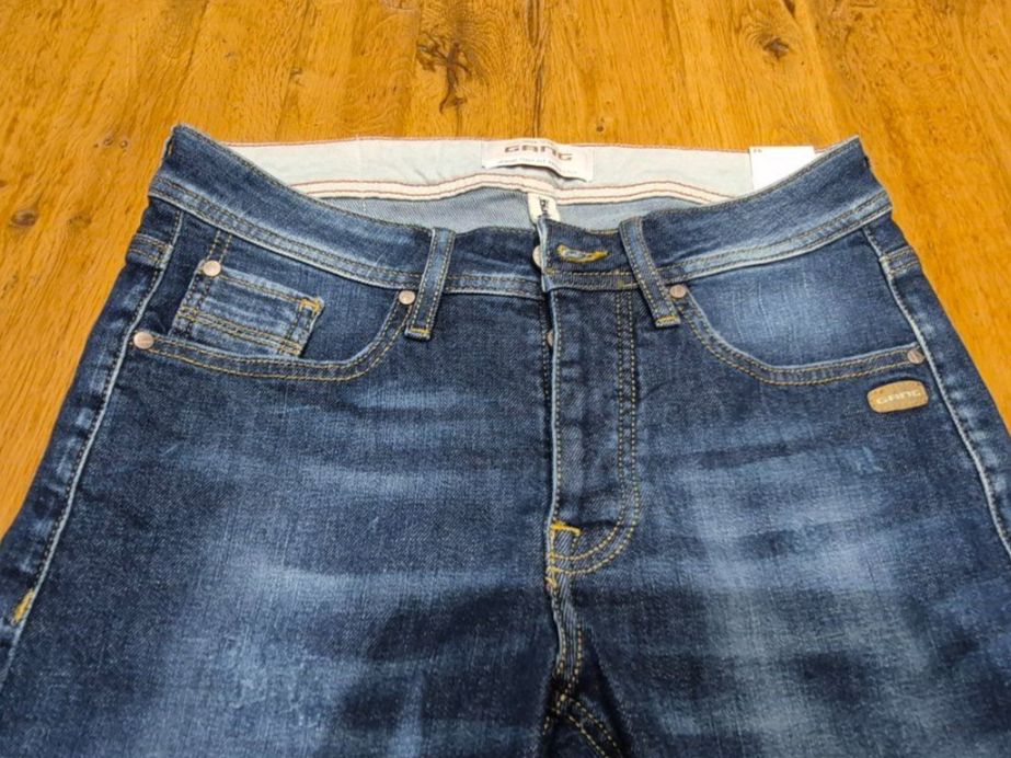 Gang Jeans: 26 oder 34 -  Grösse, Jeans Bermudas von GANG, Damen – Neuf (Voir description) à Nottwil par echtMOMO 1