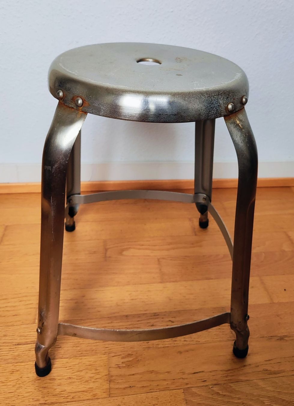 Hocker: Tabouret vintage industriel – Gebraucht aus Carouge GE von for_8yym