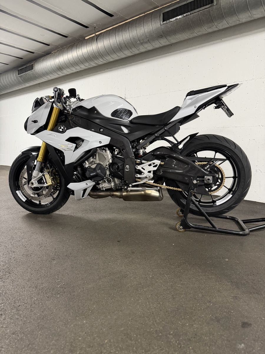 BMW Strada: 2016 BMW S1000R – Usato da Dierikon venduto da Unknown_R6