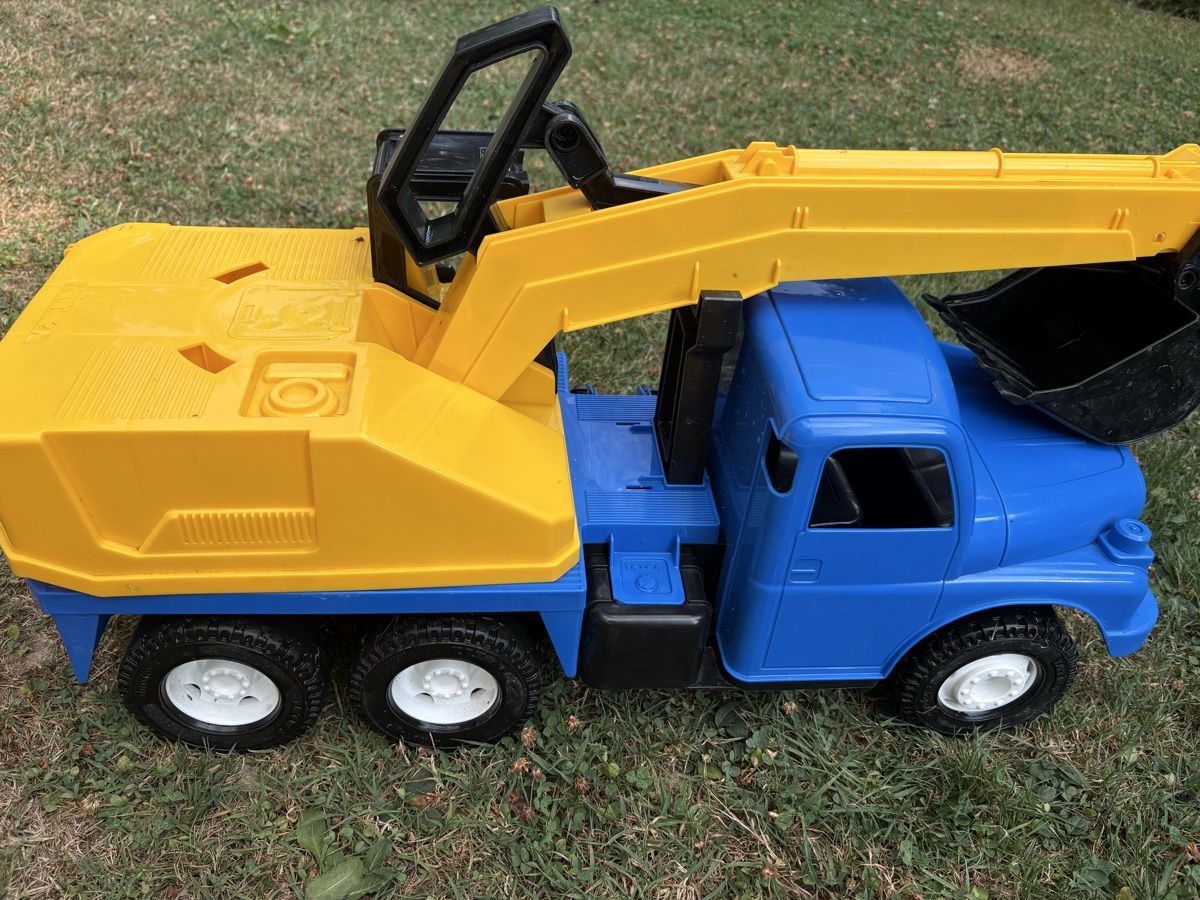Spielzeuge: TATRA sandlastwagen  – Gebraucht aus Herzogenbuchsee von warrior77 5