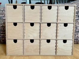 **IKEA MOPPE  praktische Holzkommode mit 12 Schubladen**