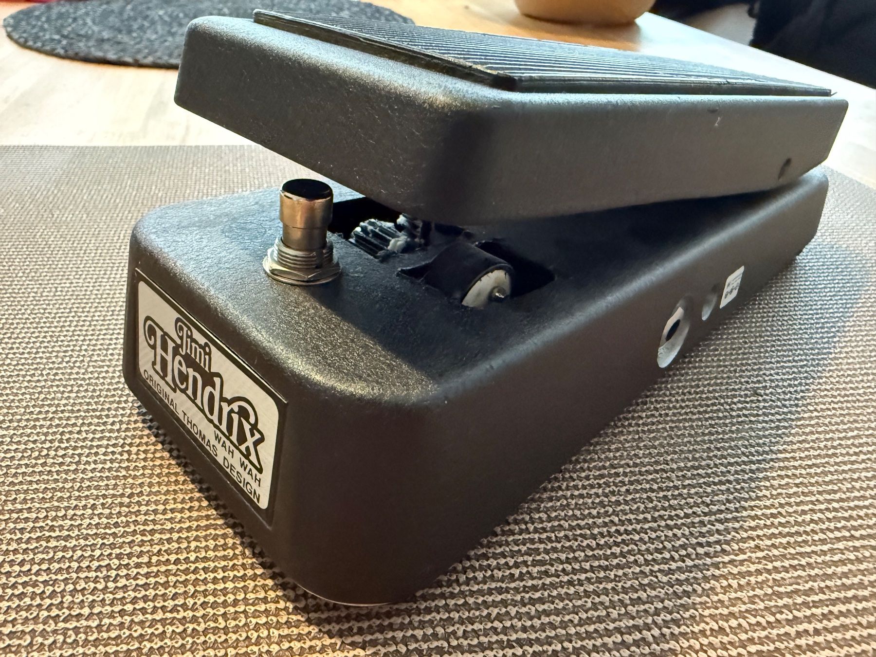 Strumenti musicali: Jimi Hendrix Wah JH-1 – Usato da Köniz venduto da cone_cry